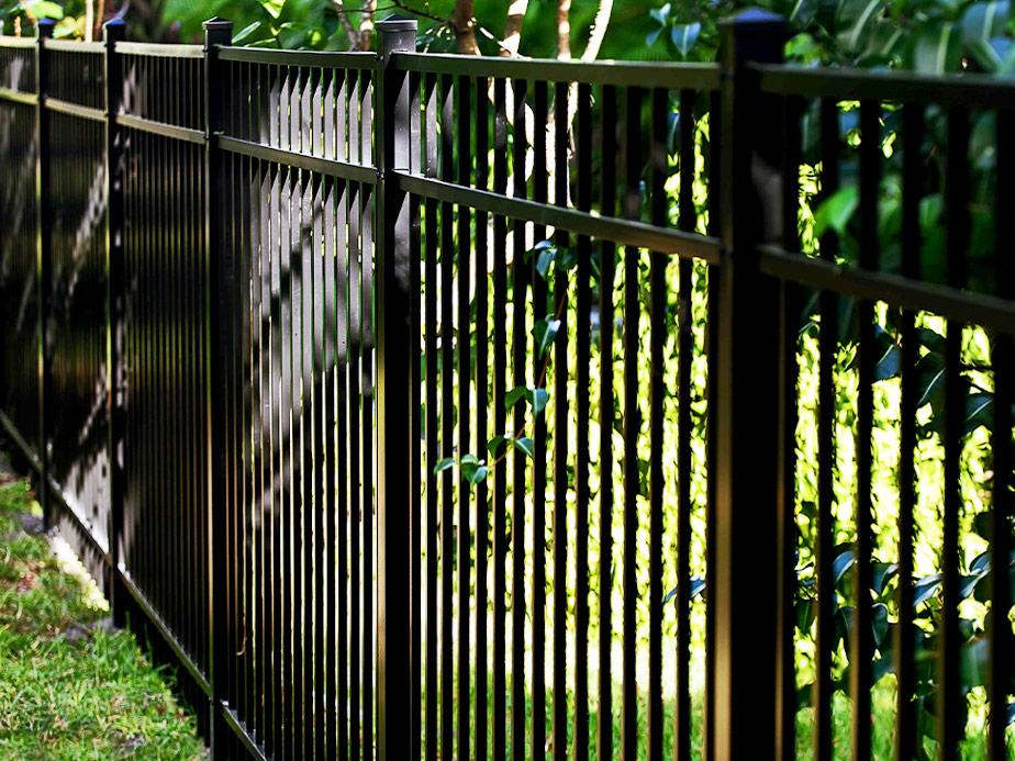 Lufkin Texas residential fencing contractor