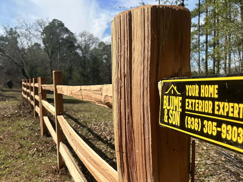 wood fence San Augustine Texas